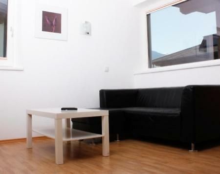Apart Hannah Uderns Exterior foto